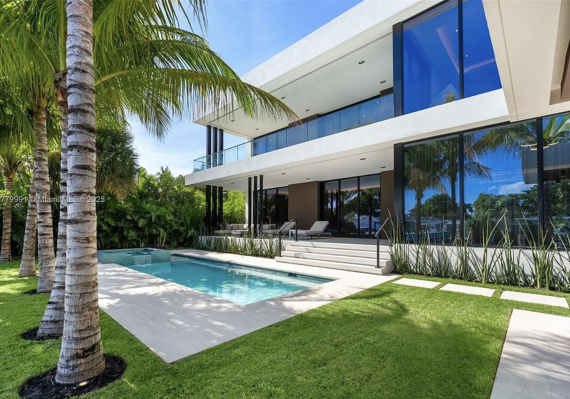 House 3 View 42